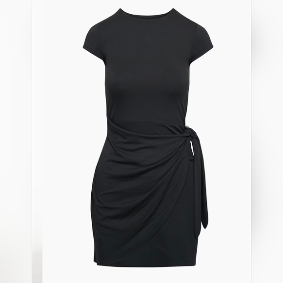 Aritzia Dresses & Skirts - Aritzia Wilfred Lune Dress